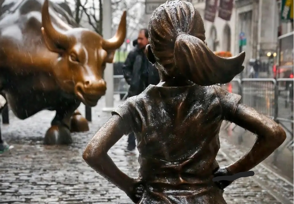 The Bull Behind Wall Street